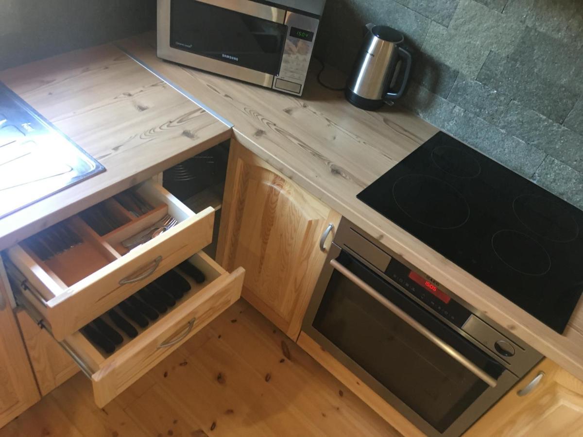 Wooden Apartman Prémium Jacuzzival Alsoors Exterior foto
