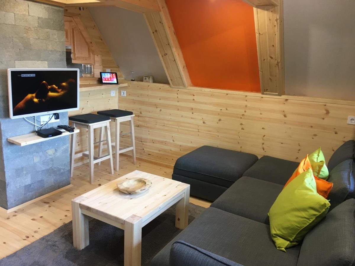 Wooden Apartman Prémium Jacuzzival Alsoors Exterior foto