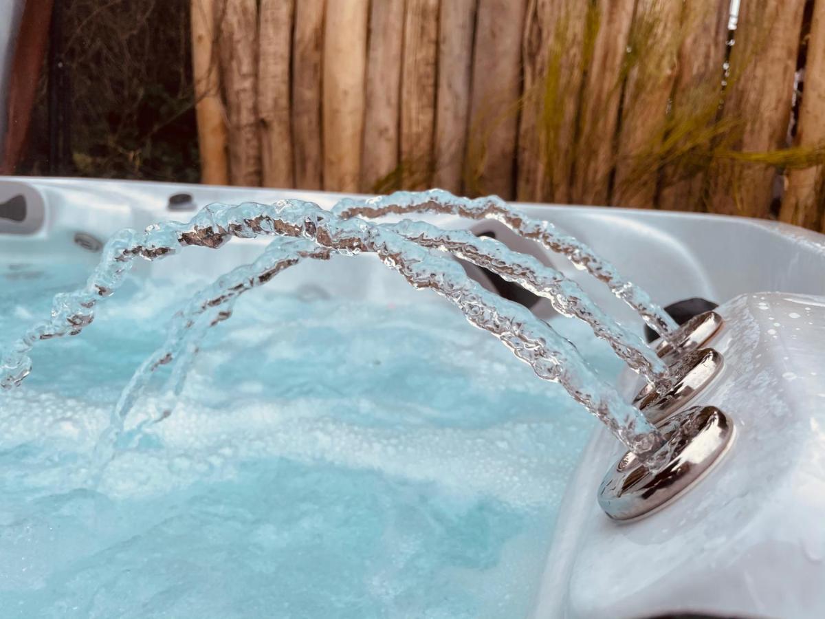Wooden Apartman Prémium Jacuzzival Alsoors Exterior foto